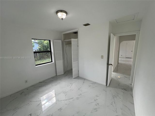 1763 Lauderdale Manor Dr 0, Fort Lauderdale, FL 33311