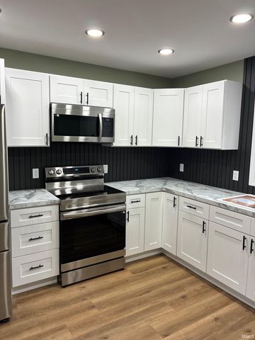 701 W Main Street, Bruceville, IN 47516