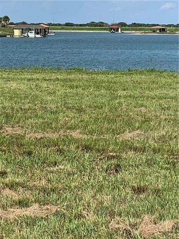 162 Chateau Way, Port O'connor, TX 77982