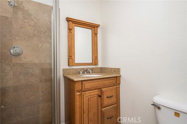 16481 Valle Vista Way, Riverside, CA 92506