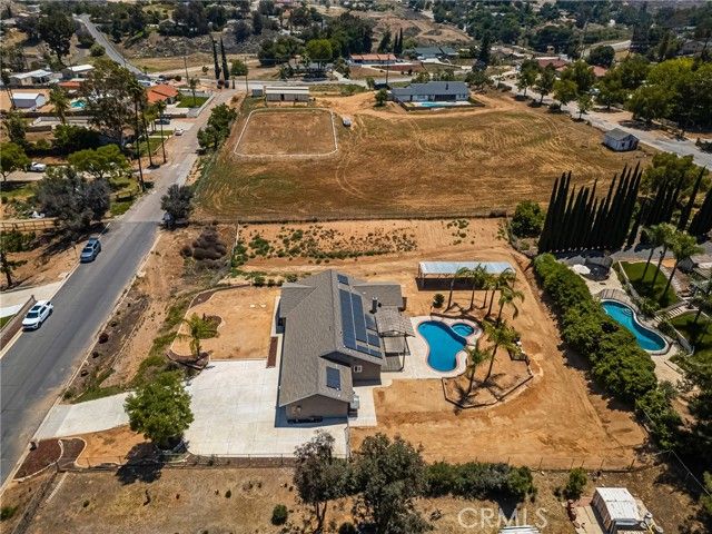 16481 Valle Vista Way, Riverside, CA 92506