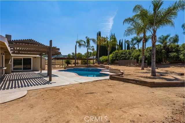 16481 Valle Vista Way, Riverside, CA 92506