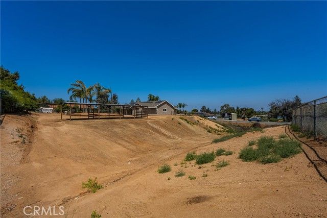 16481 Valle Vista Way, Riverside, CA 92506