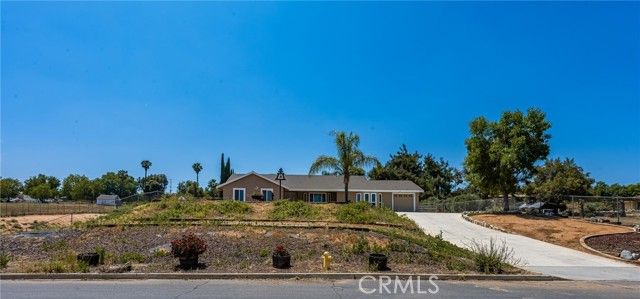 16481 Valle Vista Way, Riverside, CA 92506