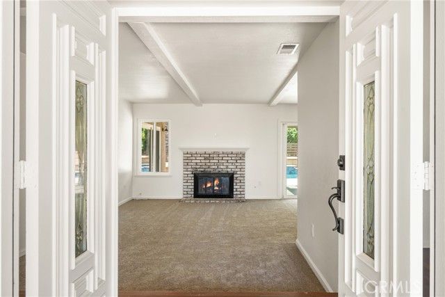 16481 Valle Vista Way, Riverside, CA 92506