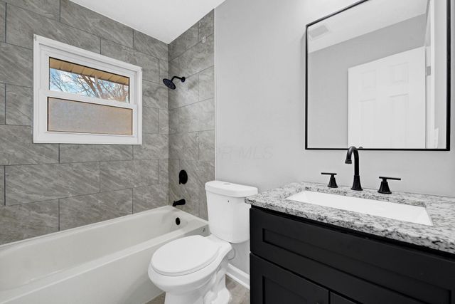 3333 Latonia Court, Columbus, OH 43232