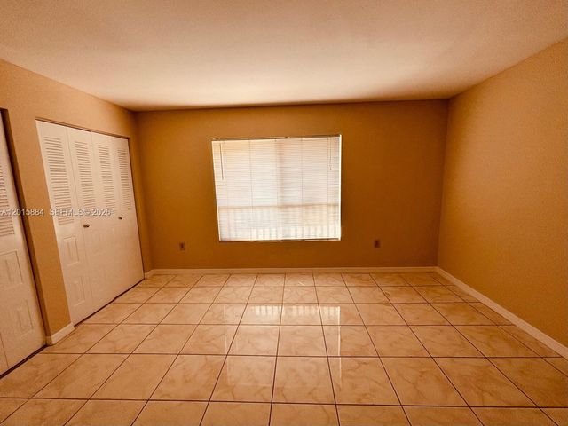 2607 NW 33rd St 2114, Oakland Park, FL 33309