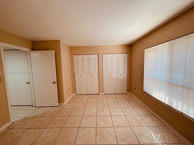 2607 NW 33rd St 2114, Oakland Park, FL 33309