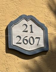 2607 NW 33rd St 2114, Oakland Park, FL 33309