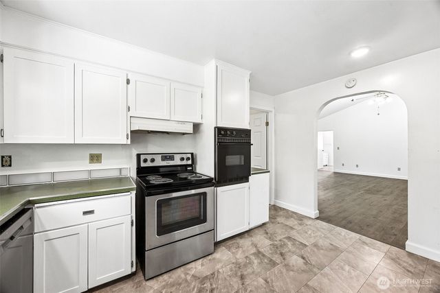 13710 Madrona Road SW, Port Orchard, WA 98367