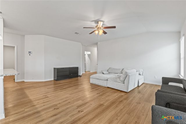 5836 Copano Road, Belton, TX 76513