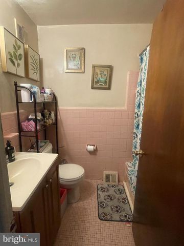 4025 BALWYNNE PARK RD, Philadelphia, PA 19131