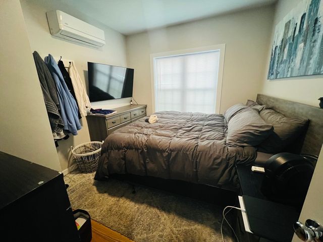 8 W Bellflower St 1, Quincy, MA 02125