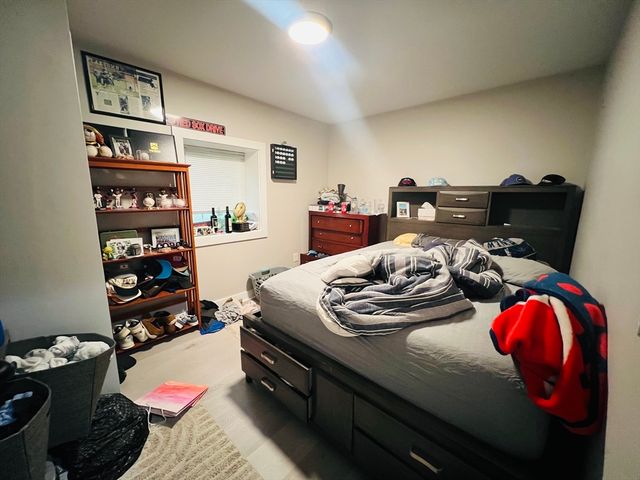 8 W Bellflower St 1, Quincy, MA 02125