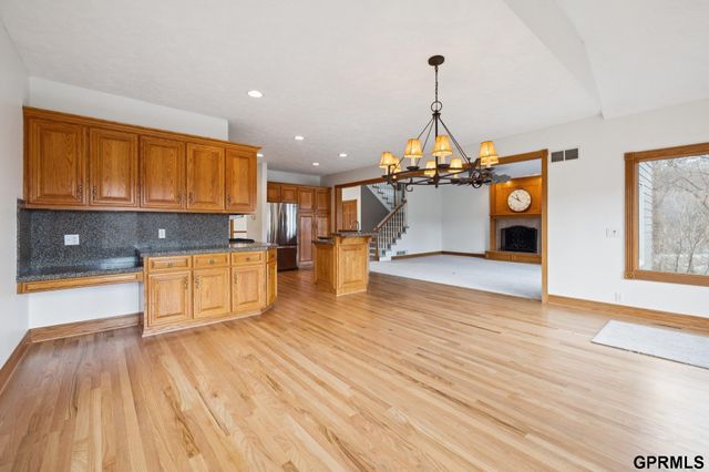 19719 Raven Drive, Louisville, NE 68037