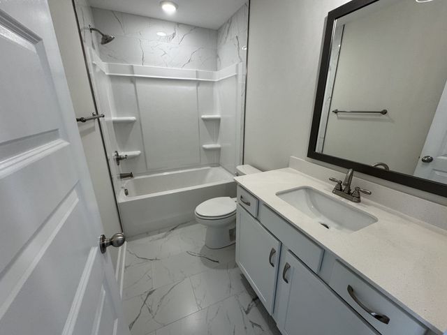 32 Charleston Cove Way, Clarksville, TN 37043