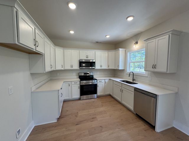 32 Charleston Cove Way, Clarksville, TN 37043