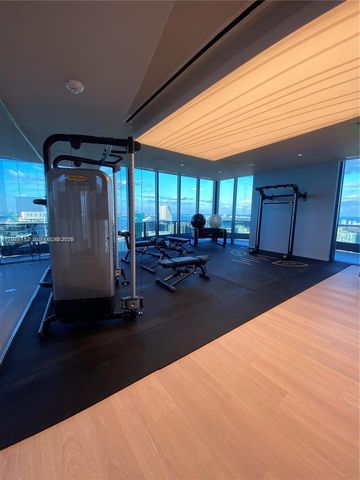 1000 Brickell Plz 3503, Miami, FL 33131