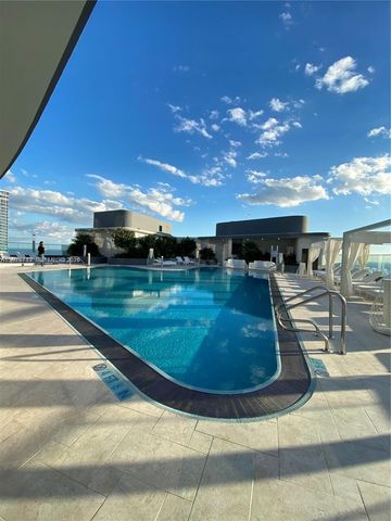 1000 Brickell Plz 3503, Miami, FL 33131