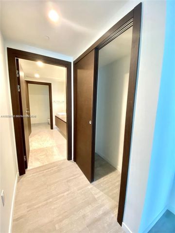 1000 Brickell Plz 3503, Miami, FL 33131