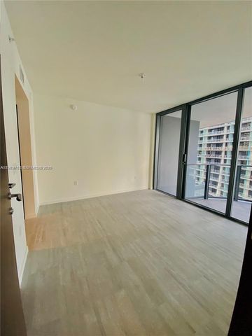 1000 Brickell Plz 3503, Miami, FL 33131