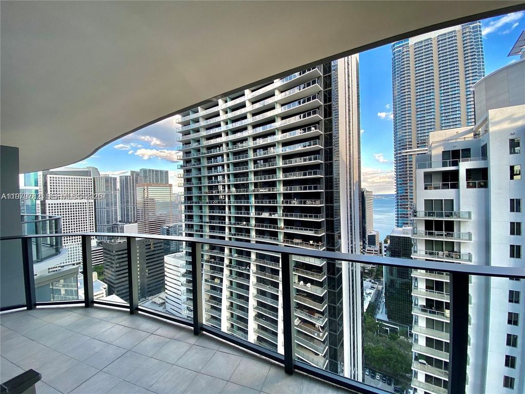 1000 Brickell Plz 3503, Miami, FL 33131