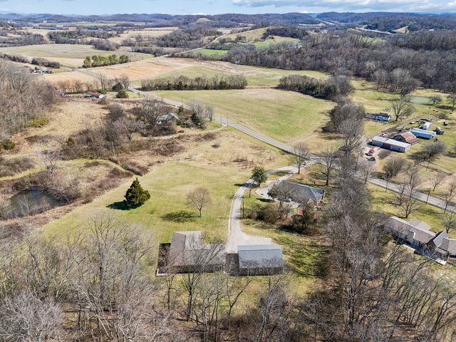 5309 Carters Creek Pike, Thompsons Station, TN 37179