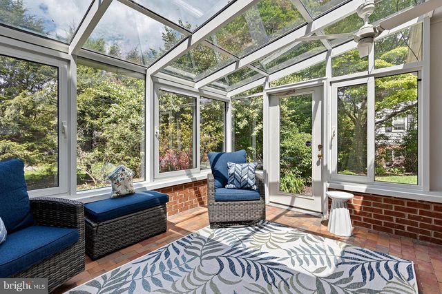 7 HOLLINGSWORTH DR, Wilmington, DE 19807