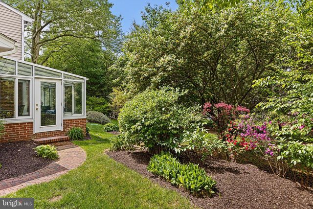 7 HOLLINGSWORTH DR, Wilmington, DE 19807