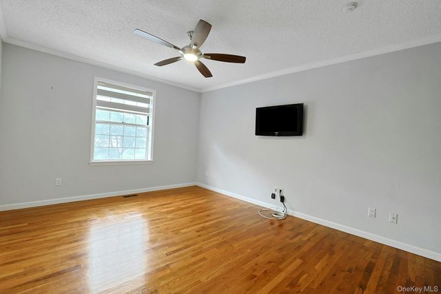 722 W Nyack Road 6, West Nyack, NY 10994