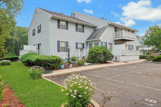 722 W Nyack Road 6, West Nyack, NY 10994