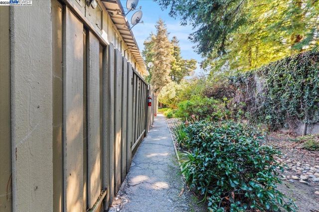 462 Craven Court, Hayward, CA 94541