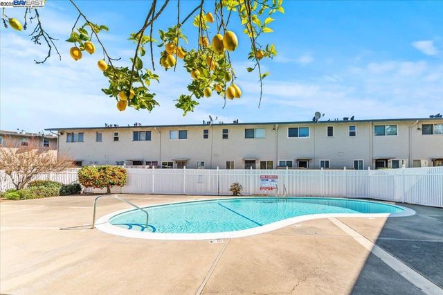 462 Craven Court, Hayward, CA 94541