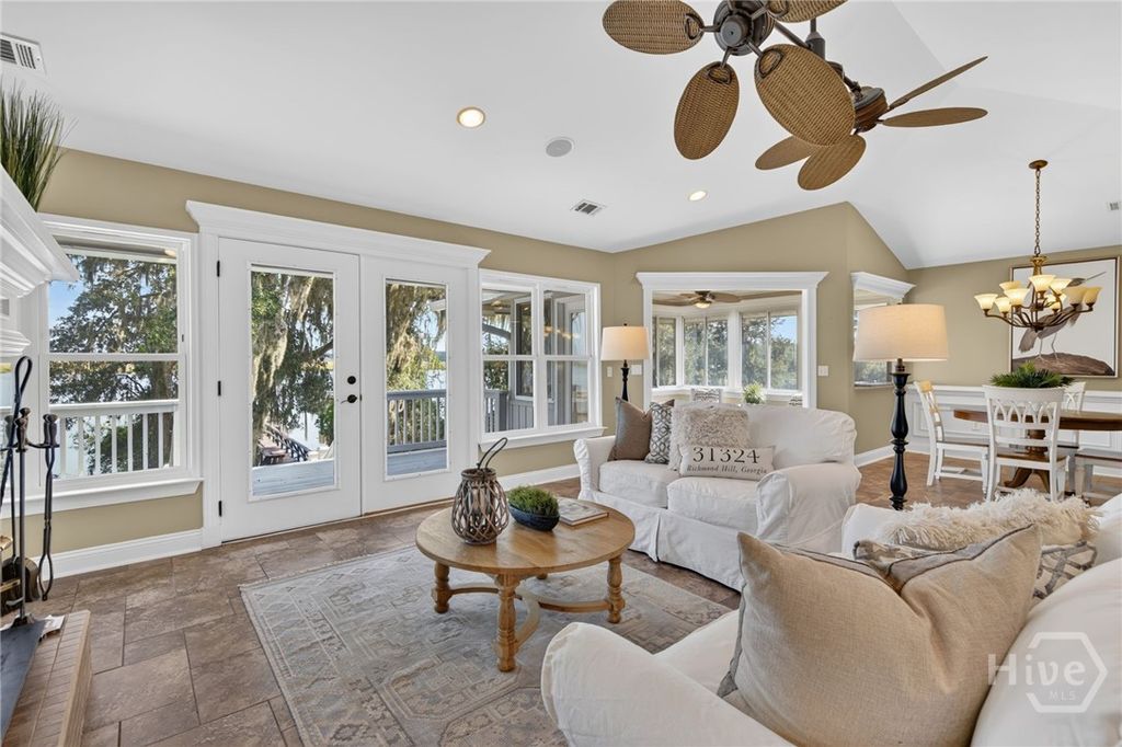 Image 10 of property listing at 1147 Mill Hill Road, Richmond Hill, GA 31324