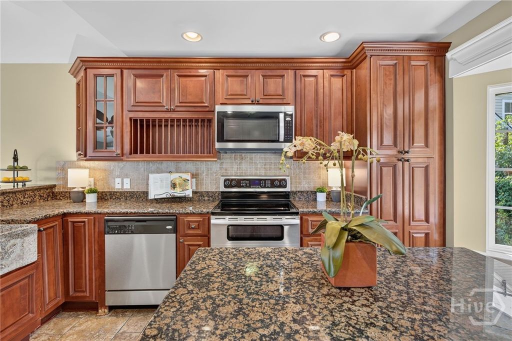 Image 17 of property listing at 1147 Mill Hill Road, Richmond Hill, GA 31324