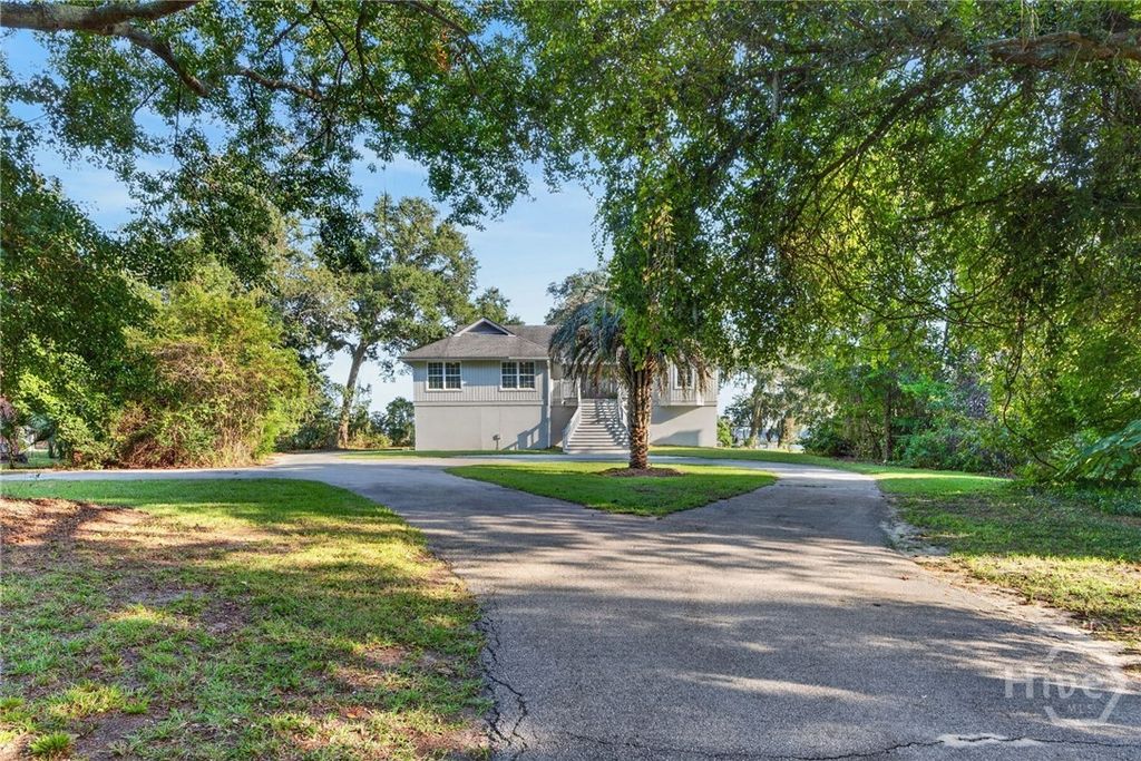 Image 3 of property listing at 1147 Mill Hill Road, Richmond Hill, GA 31324