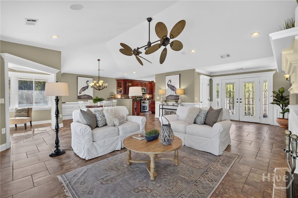 Image 8 of property listing at 1147 Mill Hill Road, Richmond Hill, GA 31324