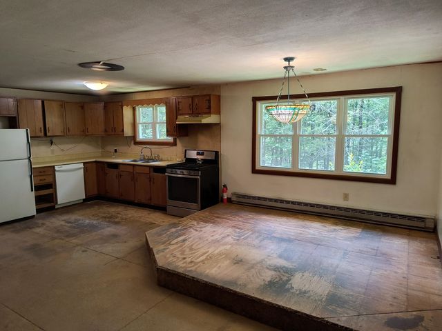 55 Hallwood Drive, Surry, NH 03431