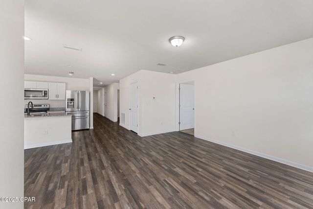 477 Whispering Creek Avenue, Freeport, FL 32439