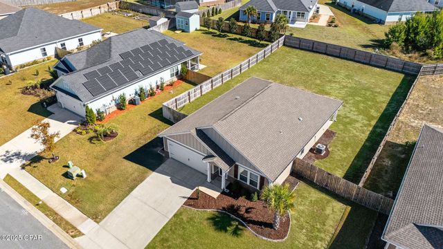 477 Whispering Creek Avenue, Freeport, FL 32439