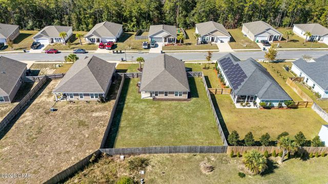 477 Whispering Creek Avenue, Freeport, FL 32439