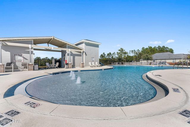 477 Whispering Creek Avenue, Freeport, FL 32439