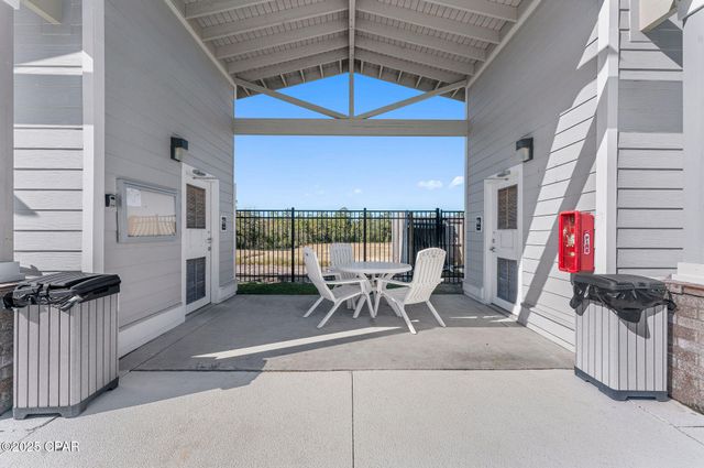 477 Whispering Creek Avenue, Freeport, FL 32439