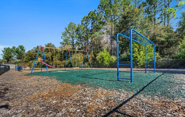 477 Whispering Creek Avenue, Freeport, FL 32439