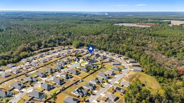 477 Whispering Creek Avenue, Freeport, FL 32439