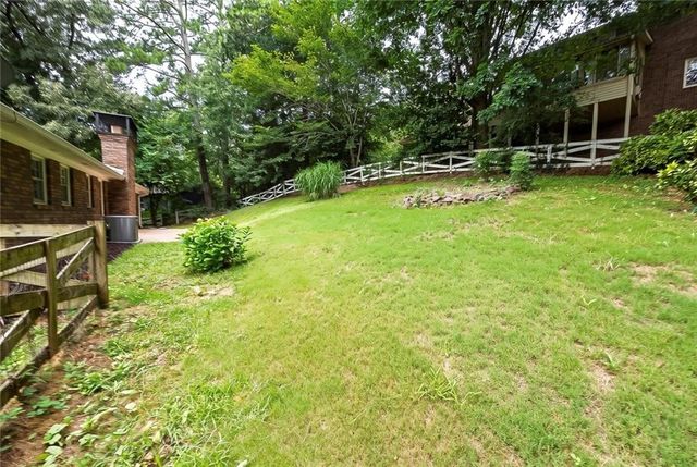 279 Heck Road NE, Kennesaw, GA 30144