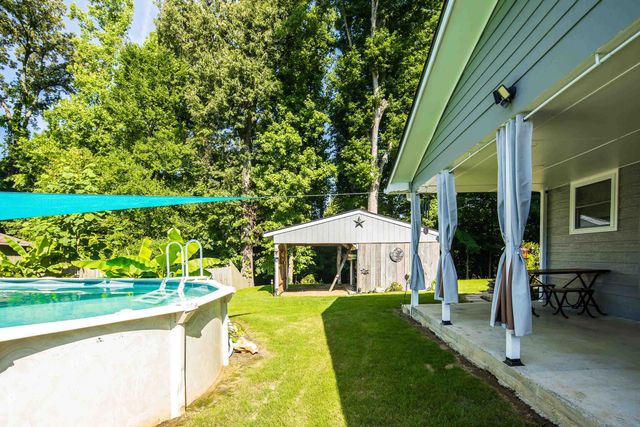 2399 BEAVER RD, Unincorporated, TN 38058