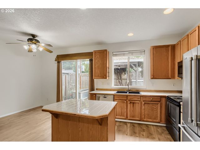 18691 Sw Stubblefield Way, Beaverton, OR 97003