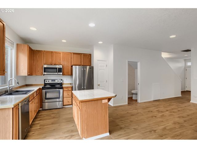 18691 Sw Stubblefield Way, Beaverton, OR 97003
