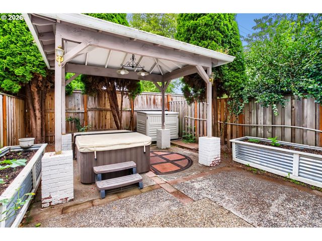18691 Sw Stubblefield Way, Beaverton, OR 97003